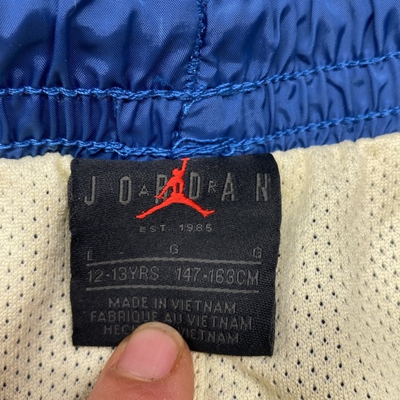 Jordan Blue and Cream Swim Trunks, Elastic Waistband Essential Woven Shorts L - Picture 3 of 12